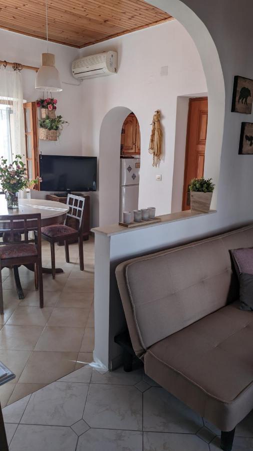 Apartmán Family House At Corfu Town Exteriér fotografie